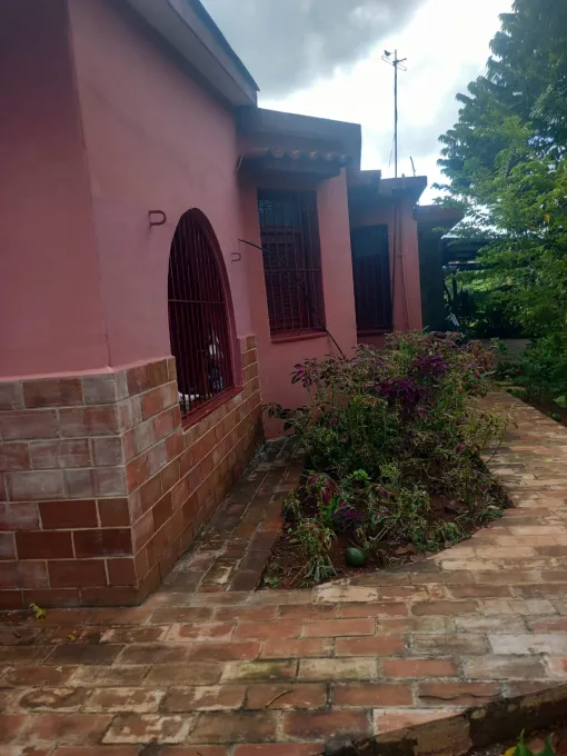 Portada de INMOBILIARIA LA YALORDE