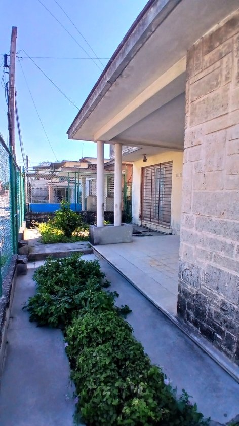 Casa Independiente de 3 habitaciones en venta en Mañana - Habana Nueva, Guanabacoa, La Habana