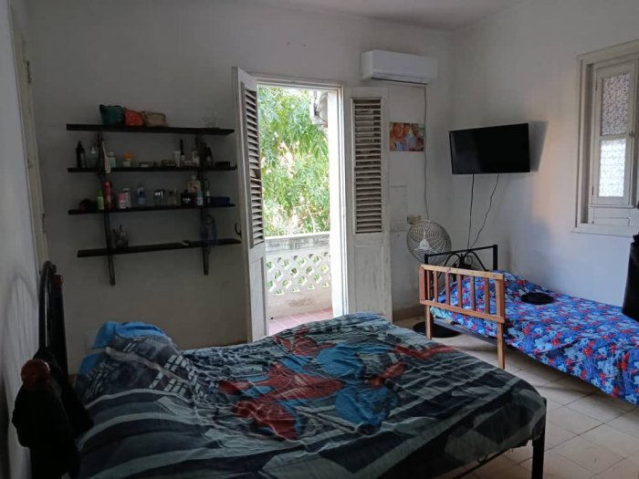 Apartment with 2 bedrooms for sale in Vedado, Plaza de la Revolución, La Habana
