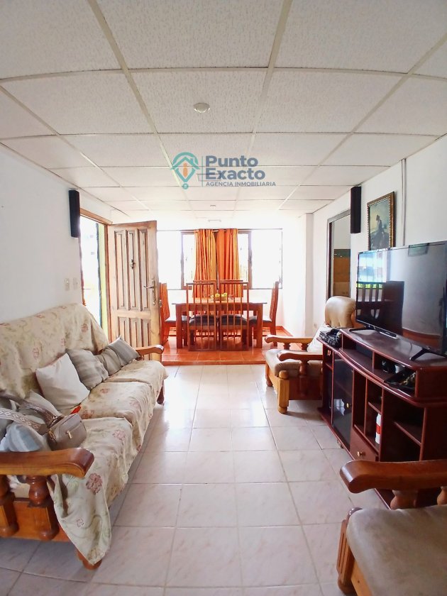 Apartment with 3 bedrooms for sale in Loma - Modelo, Regla, La Habana