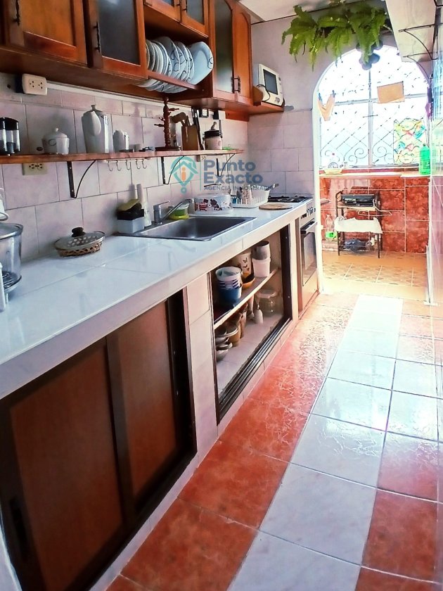 Apartment with 3 bedrooms for sale in Loma - Modelo, Regla, La Habana