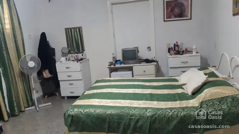 Casa de 5 habitaciones en venta en Miramar, Playa, La Habana
