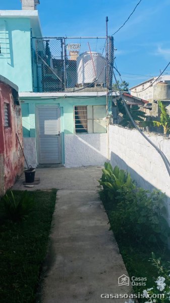 Biplanta de 5 habitaciones en venta en Cojímar, Habana del Este, La Habana - 4