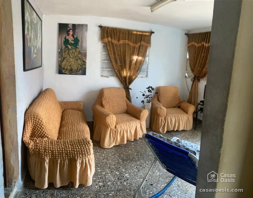 Biplanta de 5 habitaciones en venta en Cojímar, Habana del Este, La Habana