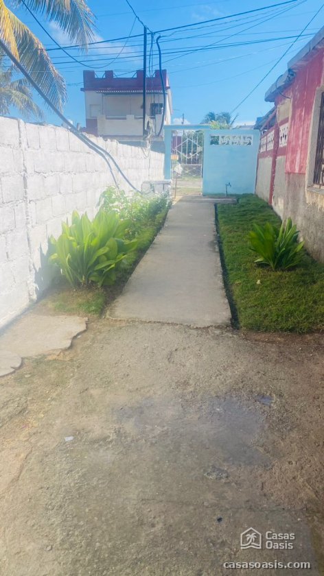 Biplanta de 5 habitaciones en venta en Cojímar, Habana del Este, La Habana