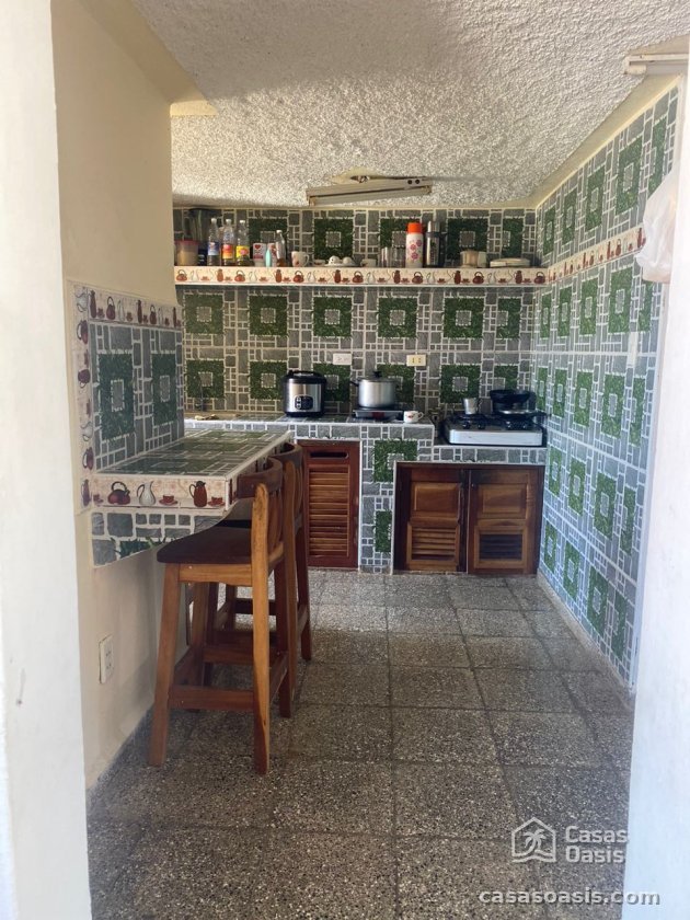Biplanta de 5 habitaciones en venta en Cojímar, Habana del Este, La Habana