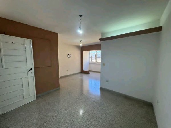 Apartamento de 2 habitaciones en venta en Vedado, Plaza de la Revolución, La Habana - 3
