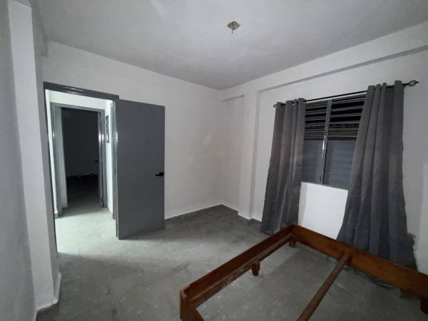 Apartment with 2 bedrooms for sale in Plaza de la Revolución, La Habana - 10