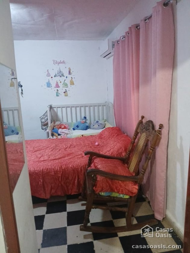 Casa de Campo de 4 habitaciones en venta en San José de las Lajas, Mayabeque