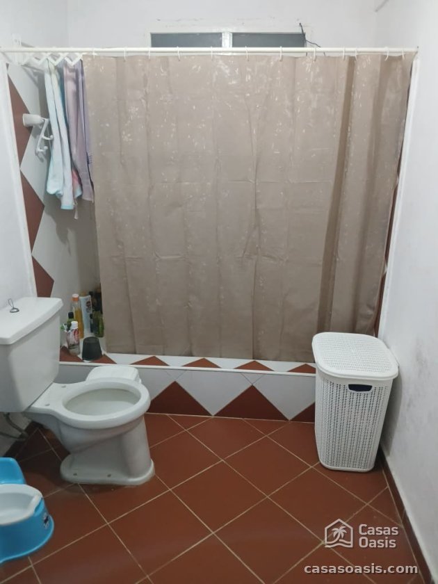 Casa de Campo de 4 habitaciones en venta en San José de las Lajas, Mayabeque