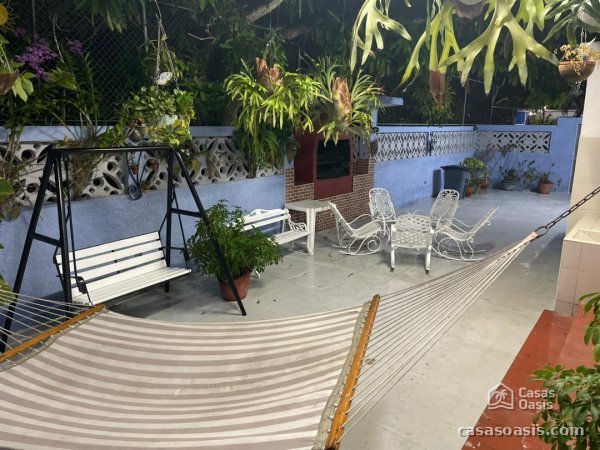 Casa de 4 habitaciones en venta en Guanabo, Habana del Este, La Habana