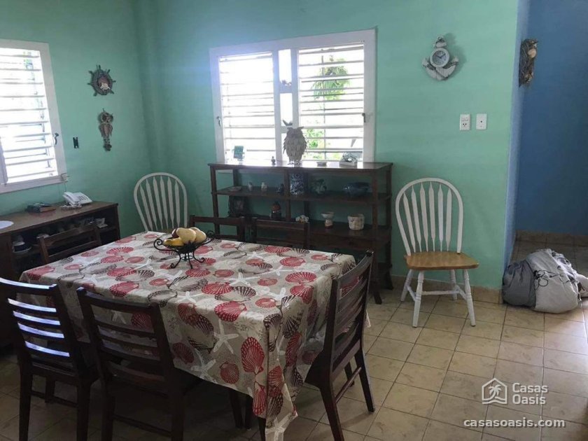 Casa de 4 habitaciones en venta en Guanabo, Habana del Este, La Habana