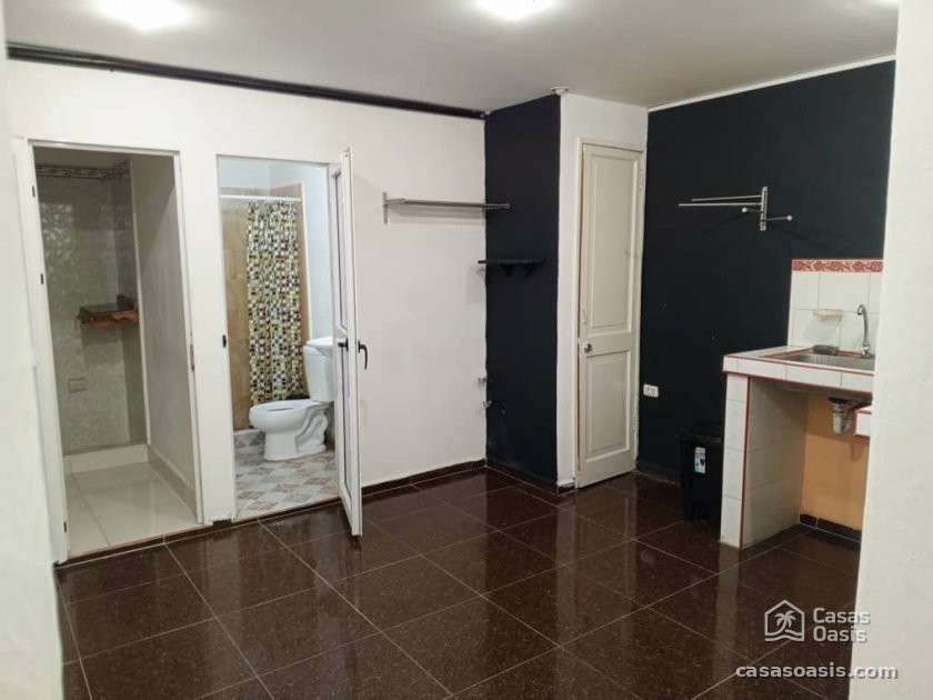 Apartamento de 5 habitaciones en venta en Vedado, Plaza de la Revolución, La Habana