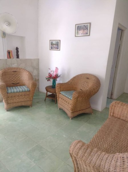 Casa de 5 habitaciones en venta en Guanabo, Habana del Este, La Habana - 3