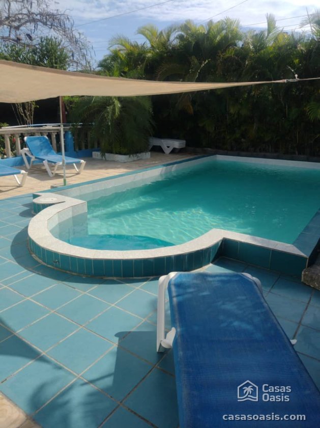 Casa de 5 habitaciones en venta en Guanabo, Habana del Este, La Habana