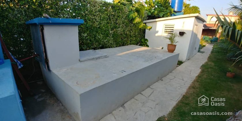 Casa de 5 habitaciones en venta en Guanabo, Habana del Este, La Habana