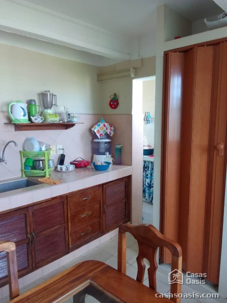 Casa Independiente de 4 habitaciones en venta en Nazareno, Boyeros, La Habana - 3