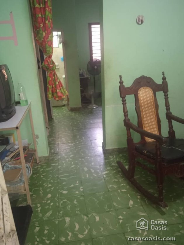 Casa de 2 habitaciones en venta en San Miguel del Padrón, La Habana