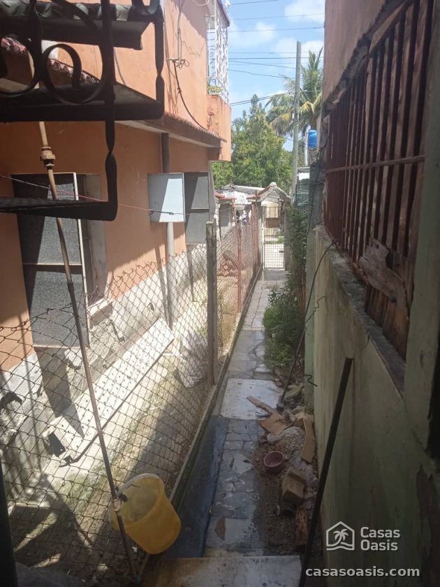 Casa de 2 habitaciones en venta en San Miguel del Padrón, La Habana