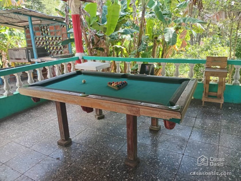 Casa de Campo de 5 habitaciones en venta en Boyeros, La Habana