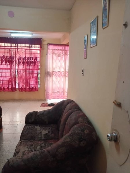 Casa de 2 habitaciones en venta en Río Verde, Boyeros, La Habana