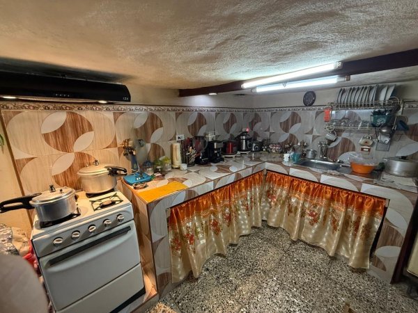 Casa de 3 habitaciones en venta en Centro Habana, La Habana - 12
