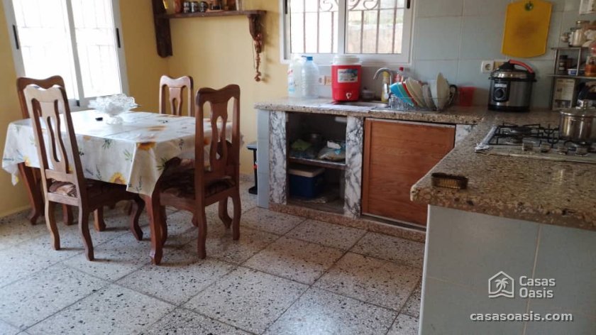 Casa Independiente de 4 habitaciones en venta en Campo Florido, Habana del Este, La Habana