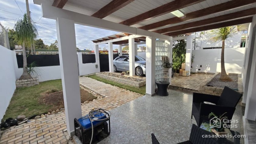 Detached House with 3 bedrooms for sale in Santa Fe, Playa, La Habana