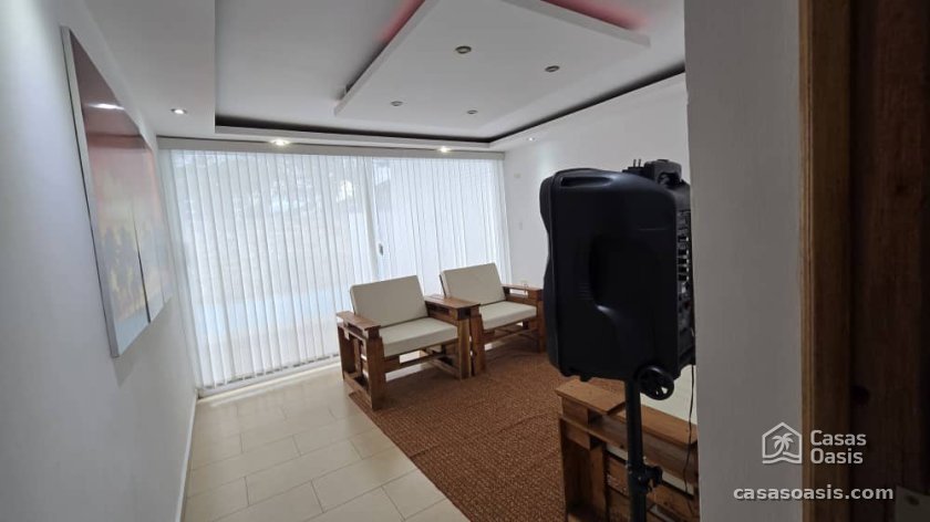 Detached House with 3 bedrooms for sale in Santa Fe, Playa, La Habana