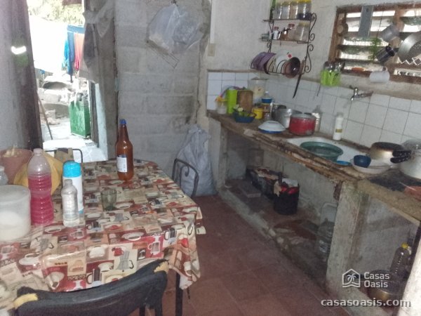 Casa de 2 habitaciones en venta en Manzanillo, Granma