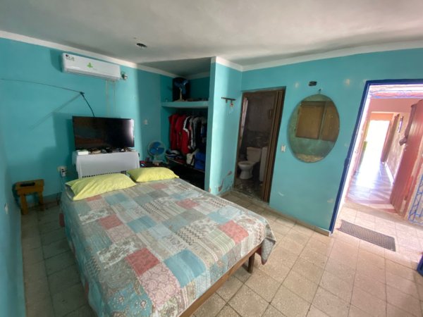 House with 4 bedrooms for sale in Las Tunas - 2