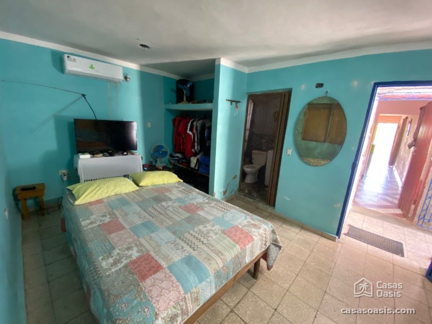 House with 4 bedrooms for sale in Las Tunas