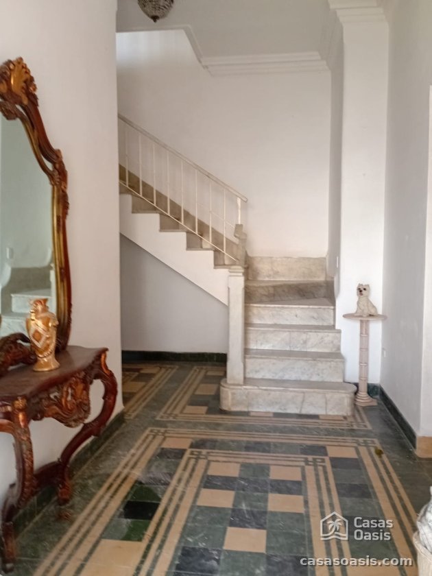 Casa de 6 habitaciones en venta en Playa, La Habana