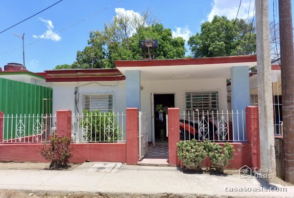 Casa de 2 habitaciones en venta en Párraga, Arroyo Naranjo, La Habana