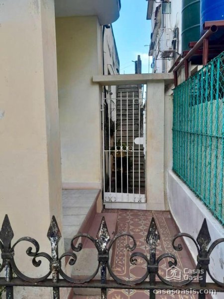 Biplanta de 3 habitaciones en venta en Playa, La Habana - 9