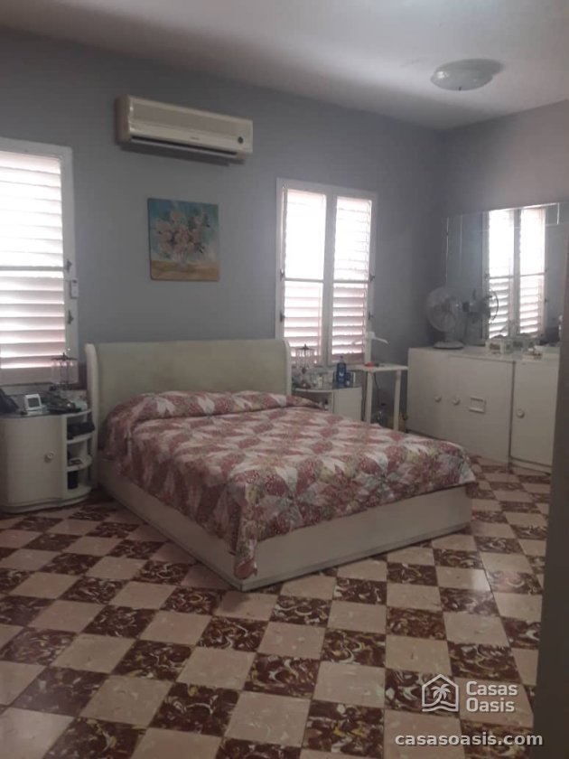 House with 5 bedrooms for sale in Mulgoba, Boyeros, La Habana