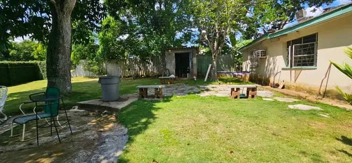 Casa de 4 habitaciones en venta en Fontanar, Boyeros, La Habana