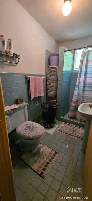 Casa de 4 habitaciones en venta en Fontanar, Boyeros, La Habana