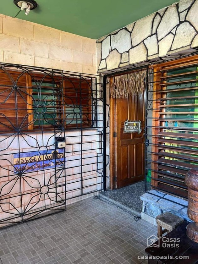 Casa de 5 habitaciones en venta en Boyeros, La Habana