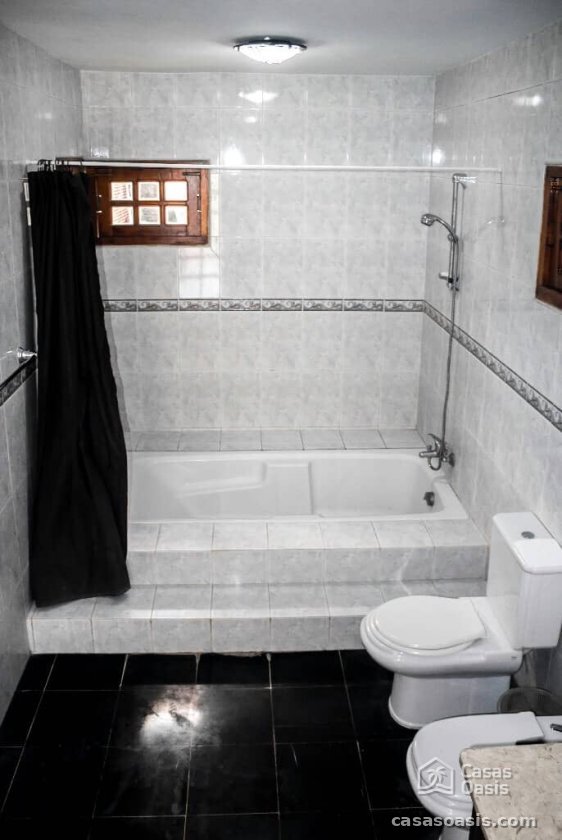 Casa de 4 habitaciones en venta en Mulgoba, Boyeros, La Habana