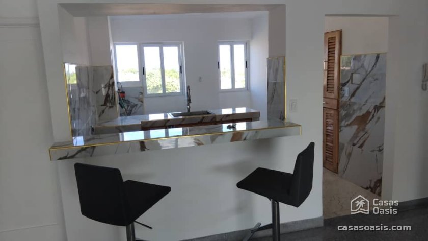 Casa de 3 habitaciones en venta en Colón - Nuevo Vedado, Plaza de la Revolución, La Habana