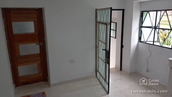 Casa Independiente de 5 habitaciones en venta en Vedado - Malecón, Plaza de la Revolución, La Habana - 15