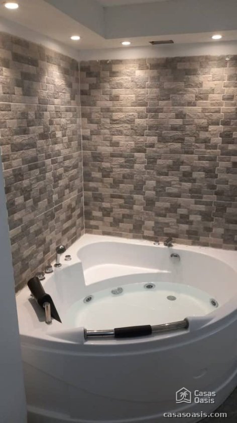 Detached House with 5 bedrooms for sale in Vedado - Malecón, Plaza de la Revolución, La Habana