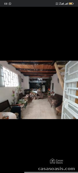 Casa Colonial de 3 habitaciones en venta en Cerro, La Habana - 2