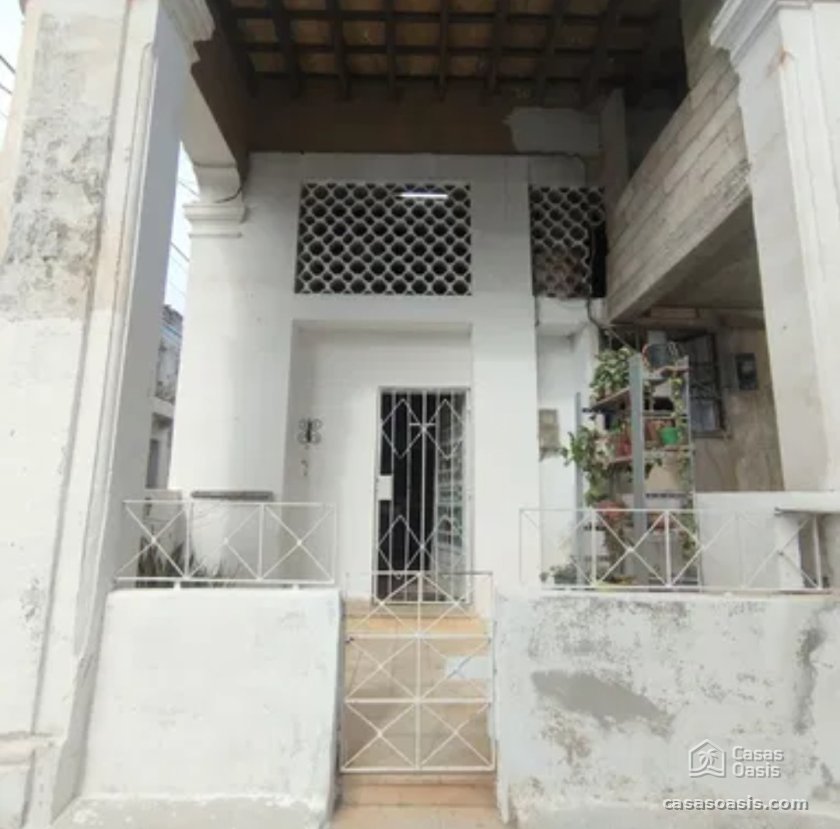 Colonial with 3 bedrooms for sale in Cerro, La Habana
