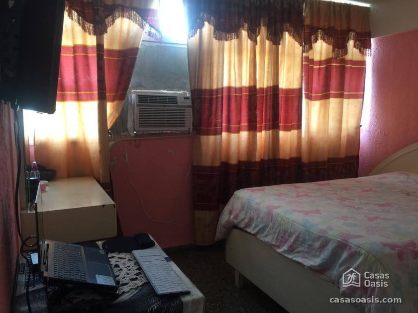 Apartamento de 3 habitaciones en venta en Vedado - Malecón, Plaza de la Revolución, La Habana