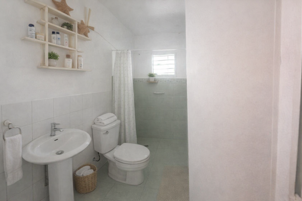 Casa Independiente de 3 habitaciones en venta en Santiago de Cuba - 10