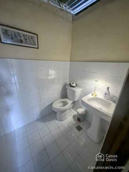 Casa Independiente de 4 habitaciones en venta en Sevillano, Diez de Octubre, La Habana - 4