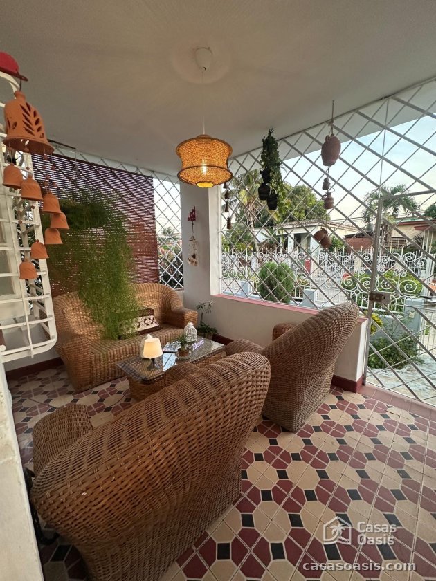 Casa Independiente de 4 habitaciones en venta en Sevillano, Diez de Octubre, La Habana