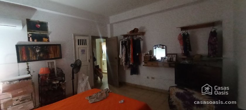 Apartamento de 2 habitaciones en venta en Cerro, La Habana